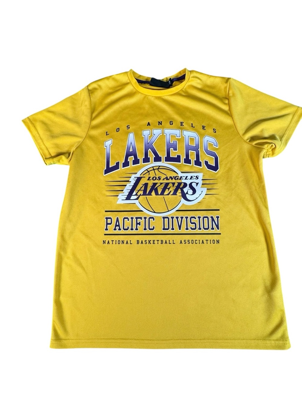 Los Angeles Lakers LeBron James #23 NBA Youth XL 14-15 Yellow Shirt